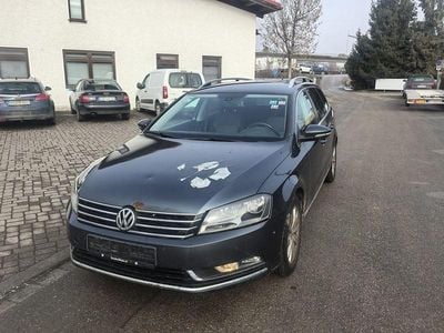 Gebraucht VW Passat Comfortline 140 PS (102 kW) 2011 Grau Kombi