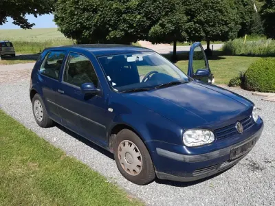 Gebraucht VW Golf IV 75 PS (55 kW) 2000 Blau Limousine