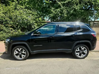 Gebraucht Jeep Compass Limited 170 PS (125 kW) 2018 Schwarz SUV