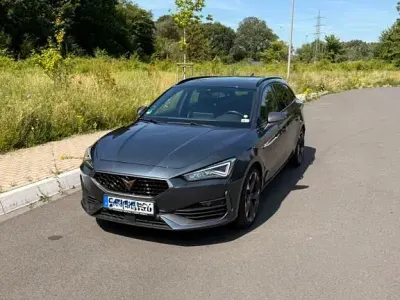 Gebraucht Cupra Leon 150 PS (110 kW) 2023 Blau Limousine