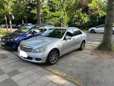 Mercedes C200
