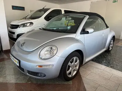 Gebraucht VW New Beetle Freestyle 102 PS (75 kW) 2010 Silber Kleinwagen