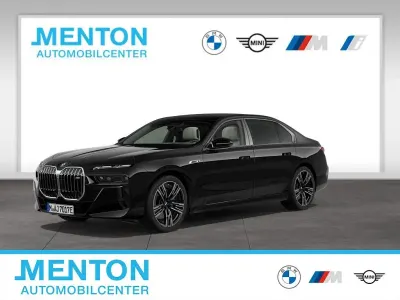 Gebraucht BMW M760e Executive 571 PS (419 kW) 2023 Schwarz Limousine