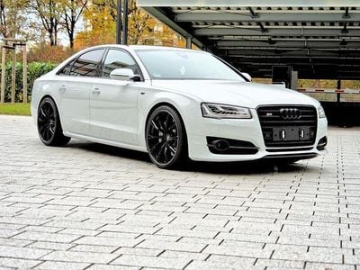Gebraucht Audi S8 plus Comfort 605 PS (444 kW) 2017 Weiß Limousine
