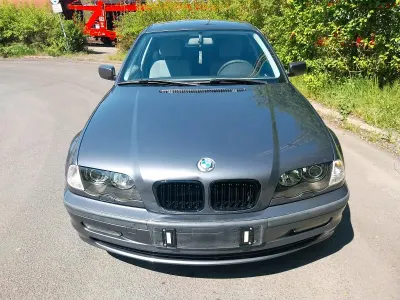 Gebraucht BMW 320 150 PS (110 kW) 1999 Grau Limousine