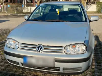 Usata VW Golf IV 75 CV (55 kW) 1999 Argento Utilitaria