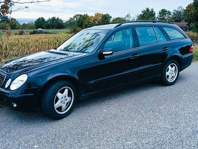 Mercedes E240