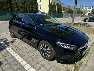 Gebraucht Mercedes A180 116 PS (85 kW) 2024 Limousine