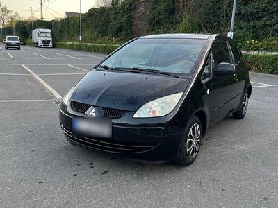 Second-hand Mitsubishi Colt Inform 95 CP (69 kW) 2005 Negru Hatchback