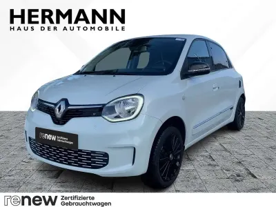 Second-hand Renault Twingo Techno 60 kW (82 CP) 2023 Alb Hatchback