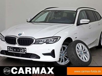 BMW 330e