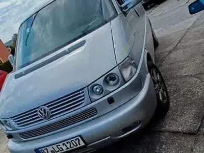 Gebraucht VW Caravelle 116 PS (85 kW) 2001 Silber Van