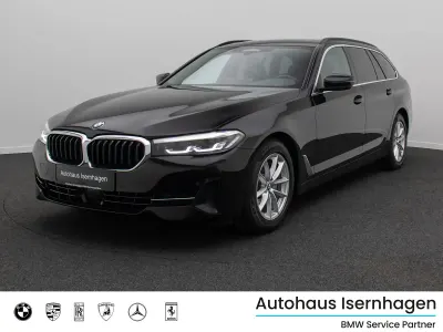 Gebraucht BMW 520 Sport Line 190 PS (139 kW) 2023 Schwarz ii 668 Kombi