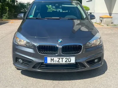 Gebraucht BMW 218 Active Tourer 136 PS (100 kW) 2015 Blau Van / Kleinbus