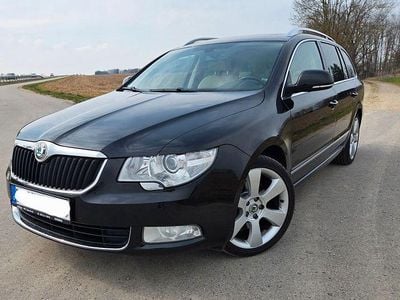 Gebraucht Skoda Superb Elegance 200 PS (147 kW) 2011 Schwarz Kombi