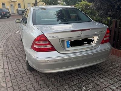 Mercedes C200