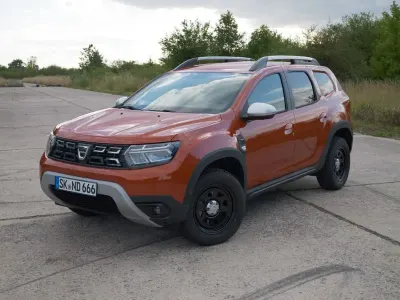 Gebraucht Dacia Duster Prestige 150 PS (110 kW) 2022 Orange SUV