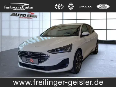 Gebraucht Ford Focus Titanium 125 PS (91 kW) 2024 Weiß Limousine
