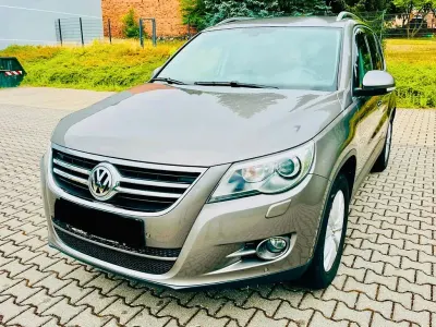 Gebraucht VW Tiguan Team 170 PS (125 kW) 2010 Grau SUV