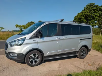 Gebraucht Ford Tourneo Active 131 PS (96 kW) 2021 Silber Van / Kleinbus