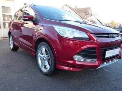 Rot Gebraucht 2016 Ford Kuga Individual SUV | 12.950 € (Guter Preis)