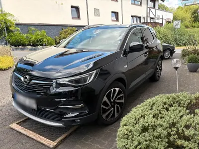Gebraucht Opel Grandland X 131 PS (96 kW) 2019 Schwarz SUV