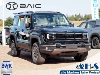 Nowe Baic BJ40 234 KM (172 kW) 2025 Czarny SUV