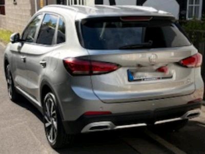 Silber Gebraucht 2025 MG ZS Luxury SUV | 22.000 € (Guter Preis)