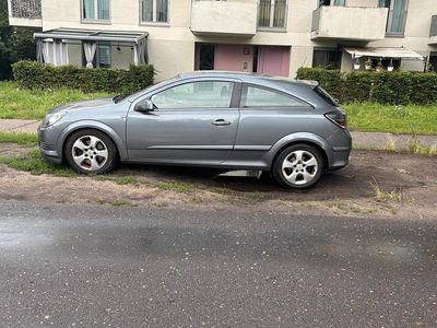 Opel Astra GTC