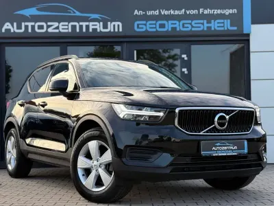 Gebraucht Volvo XC40 Momentum 163 PS (119 kW) 2022 Black stone SUV