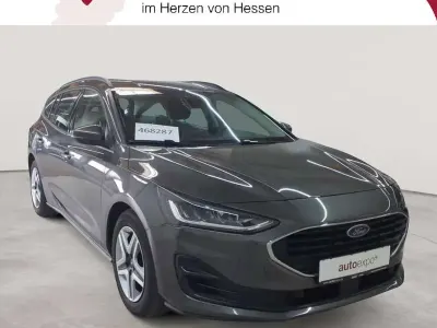 Gebraucht Ford Focus Cool & Connect 120 PS (88 kW) 2022 Magnetic metallic Kombi