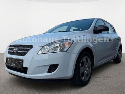 Gebraucht Kia Ceed 109 PS (80 kW) 2008 Weiß Kleinwagen