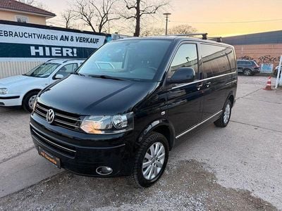 Second-hand VW T5 Highline 179 CP (131 kW) 2011 Negru Van