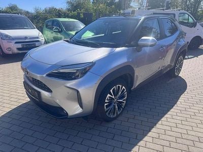 Second-hand Toyota Yaris Cross 92 CP (67 kW) 2023 Negru SUV