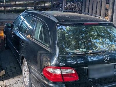 Mercedes E240