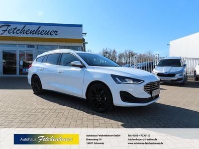 Gebraucht Ford Focus Titanium 120 PS (88 kW) 2023 Weiss Kombi