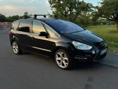 Gebraucht Ford S-MAX Titanium 200 PS (147 kW) 2011 Schwarz Van / Kleinbus