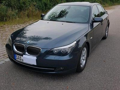 BMW 523