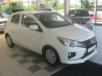 Gebraucht Mitsubishi Space Star Select 71 PS (52 kW) 2022 Islandweiß Kleinwagen