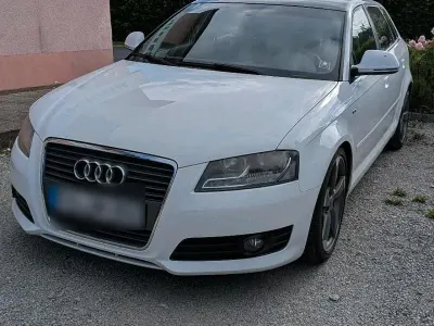 Gebraucht Audi A3 Sportback S-Line 125 PS (91 kW) 2010 Weiß Kleinwagen