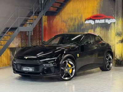 Neu Ferrari Purosangue 725 PS (533 kW) 2026 Nero SUV