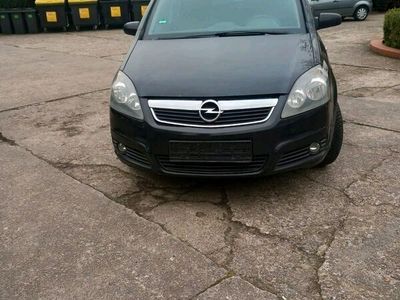 gebraucht Opel Zafira 1.9 CDTI Diesel