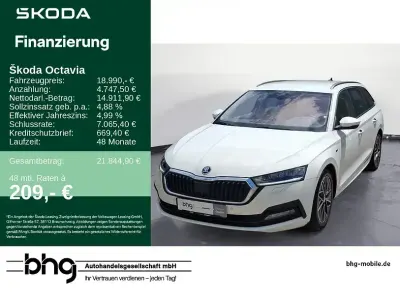Gebraucht Skoda Octavia Clever 150 PS (110 kW) 2022 Weiß Kombi