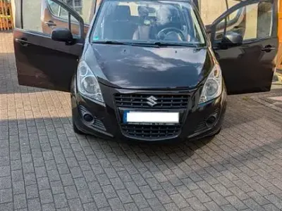 Gebraucht Suzuki Splash Club 94 PS (69 kW) 2013 Braun Kleinwagen