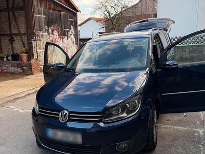 Gebraucht VW Touran 130 PS (95 kW) 2012 Blau Van / Kleinbus