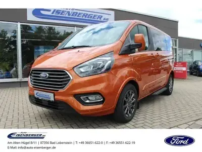 Gebraucht Ford Tourneo Custom Titanium X 185 PS (136 kW) 2019 Orange Van