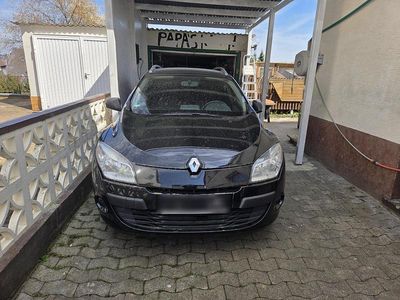 Second-hand Renault Mégane GrandTour 101 CP (74 kW) 2012 Negru Break