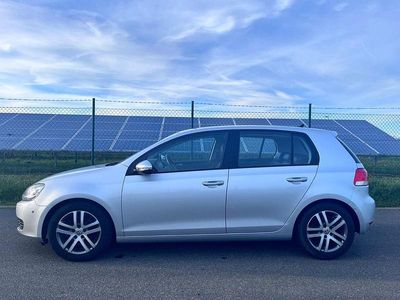Używany VW Golf VI Highline 105 KM (77 kW) 2009 Srebrny Hatchback
