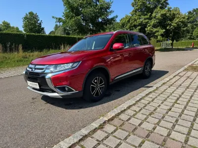Gebraucht Mitsubishi Outlander Edition 150 PS (110 kW) 2017 Rot SUV