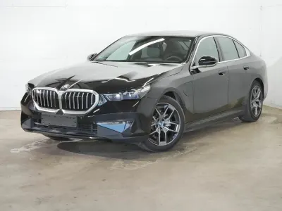 Gebraucht BMW 530e 299 PS (219 kW) 2025 Schwarz Limousine